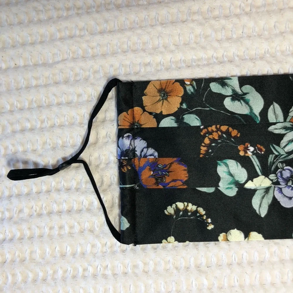 JOHNNY WAS NWT Floral Black Pleated Face Mask - Multicolor Floral Print